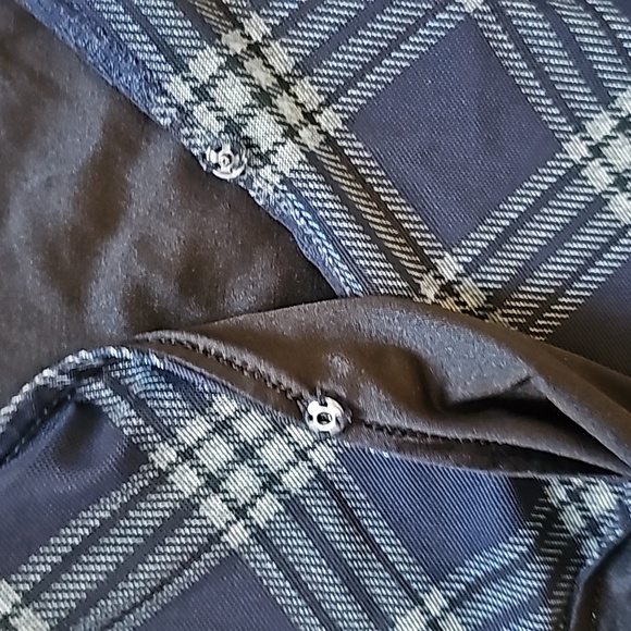 STUNNING SO TARTAN PLAID WRAP DRESS - Picture 9 of 10